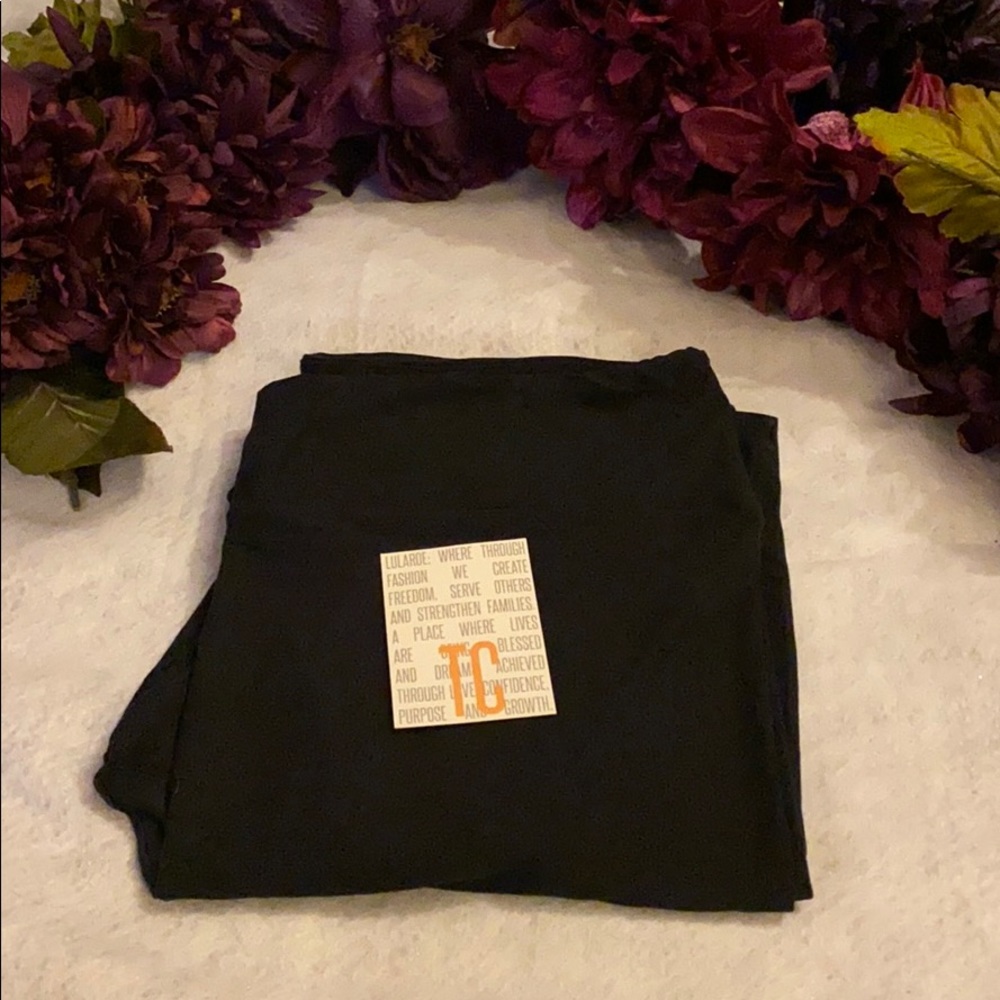 Tall and Curvy SOLID BLACK leggings